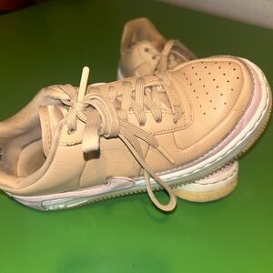 Nike Tan & Pink Sneakers